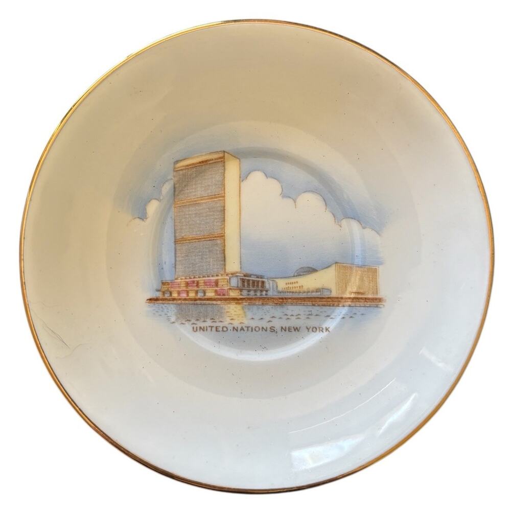 UN United Nations Building New York East River Plate Mid Century 5” Vintage